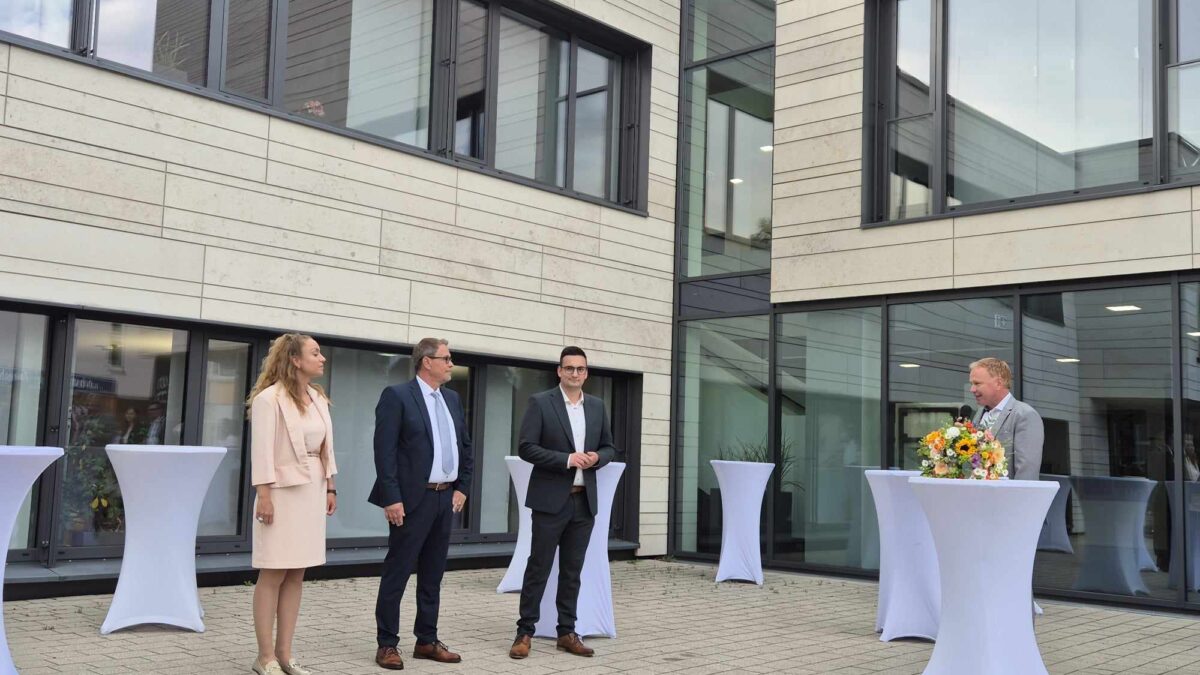 Dr. Sabrina Lee gewinnt Bürgermeisterwahl in Pleidelsheim